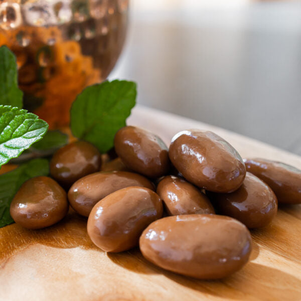 Milk Chocolate Almonds (16oz)